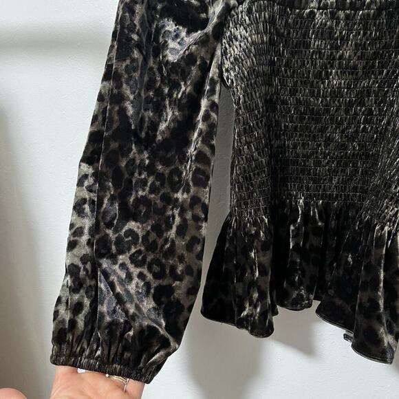 SAYLOR Velvet Animal Print Peplum Square Neck Top Size M Black Fairy Puff Sleeve - Picture 7 of 8